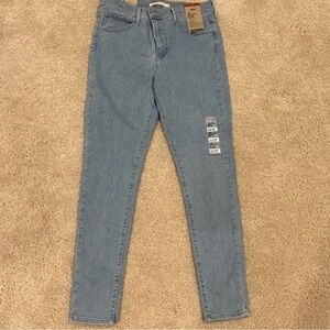 Levi's Light Blue Women's Skinny Jeans